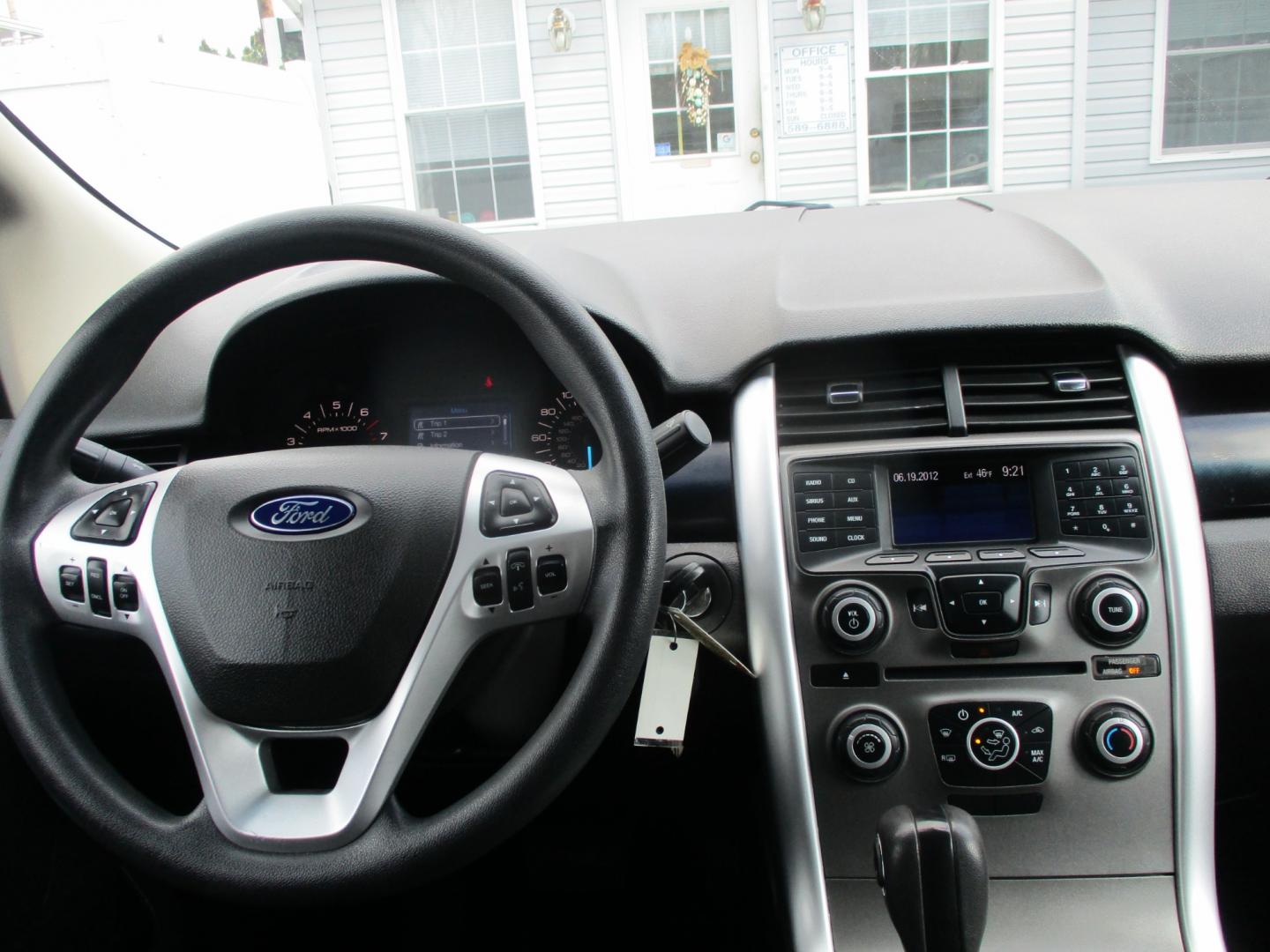 2013 SILVER Ford Edge (2FMDK4GC6DB) with an 3.5L L4 DOHC 24V engine, AUTOMATIC transmission, located at 540a Delsea Drive, Sewell, NJ, 08080, (856) 589-6888, 39.752560, -75.111206 - Photo#15